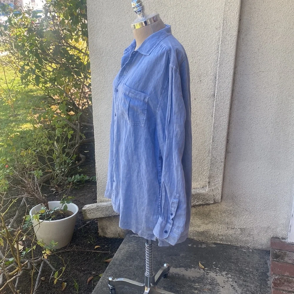 Raffi 100% linen luxury blouse or tunic. Beautiful baby blue color. - Picture 6 of 14